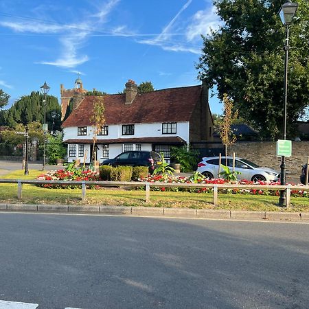Harmondsworth Hall Εξωτερικό φωτογραφία